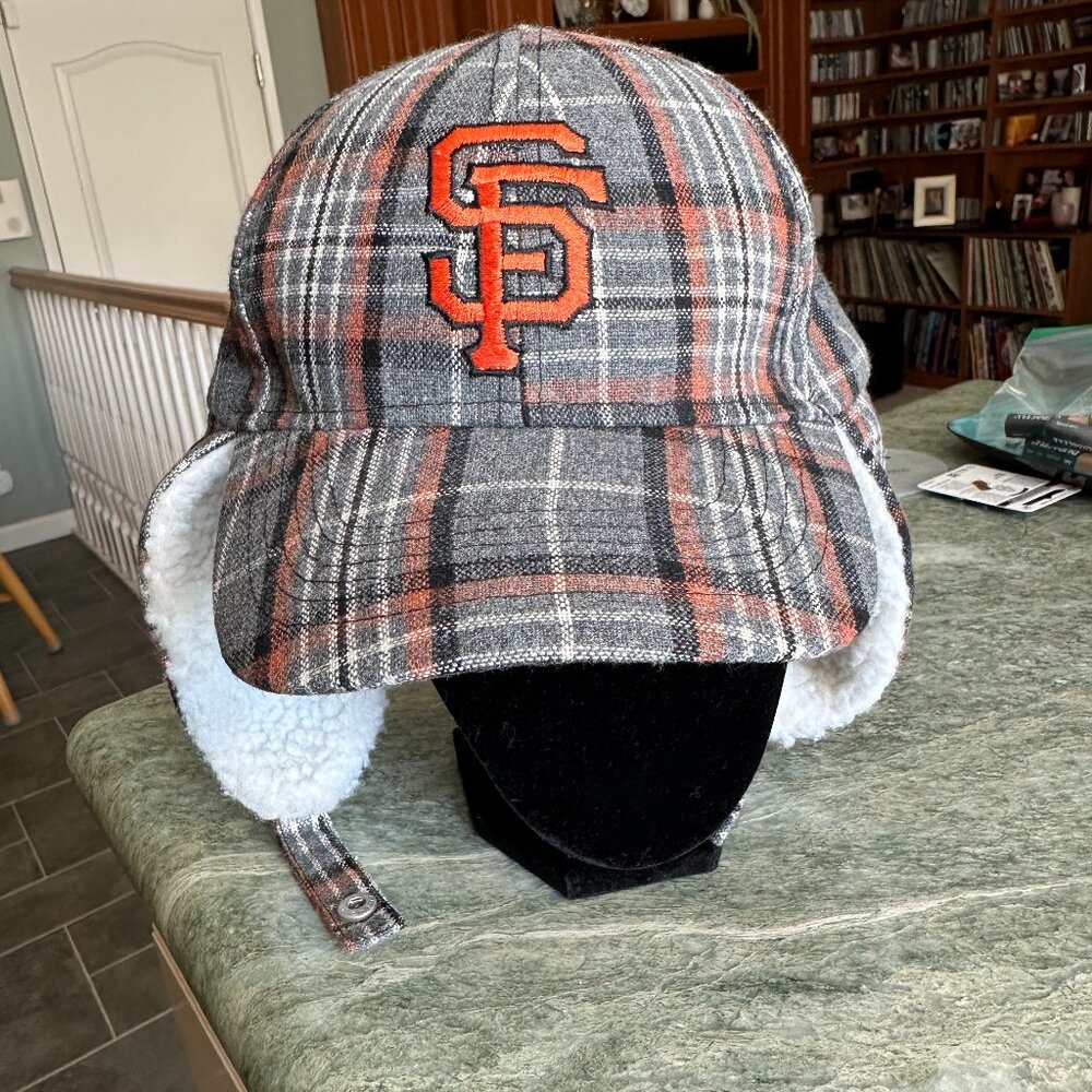 San Franciso Giants Plaid Earflap Cap | One Size unisex